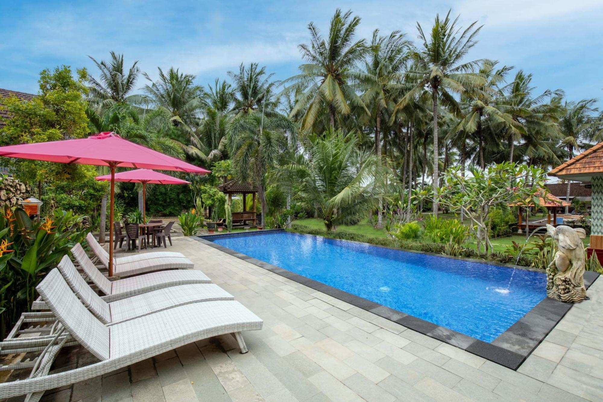 Coconut Hill Cottage Batununggul Exterior foto